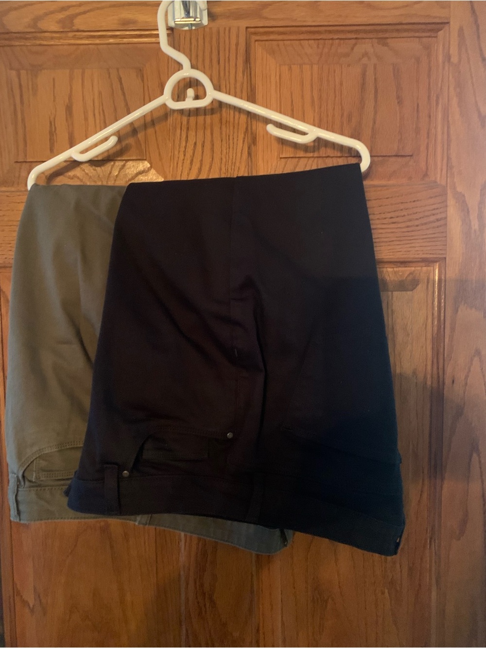 2 pair of croft & barrow Capri/ankle pants. Size 12. $10 buys both black & green
